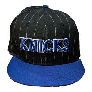 Vintage New York Knicks New Era Snap Back Black and Blue NBA